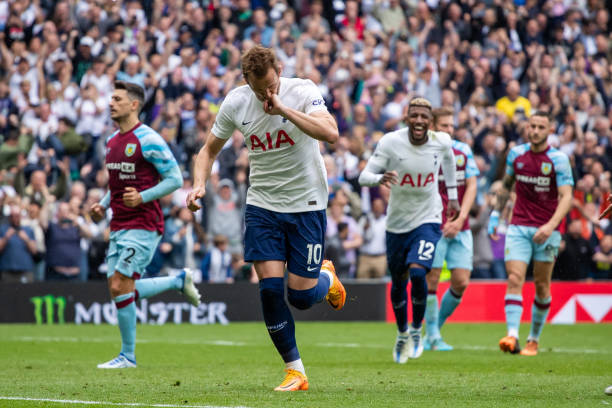 以素尼达为 以素尼达为